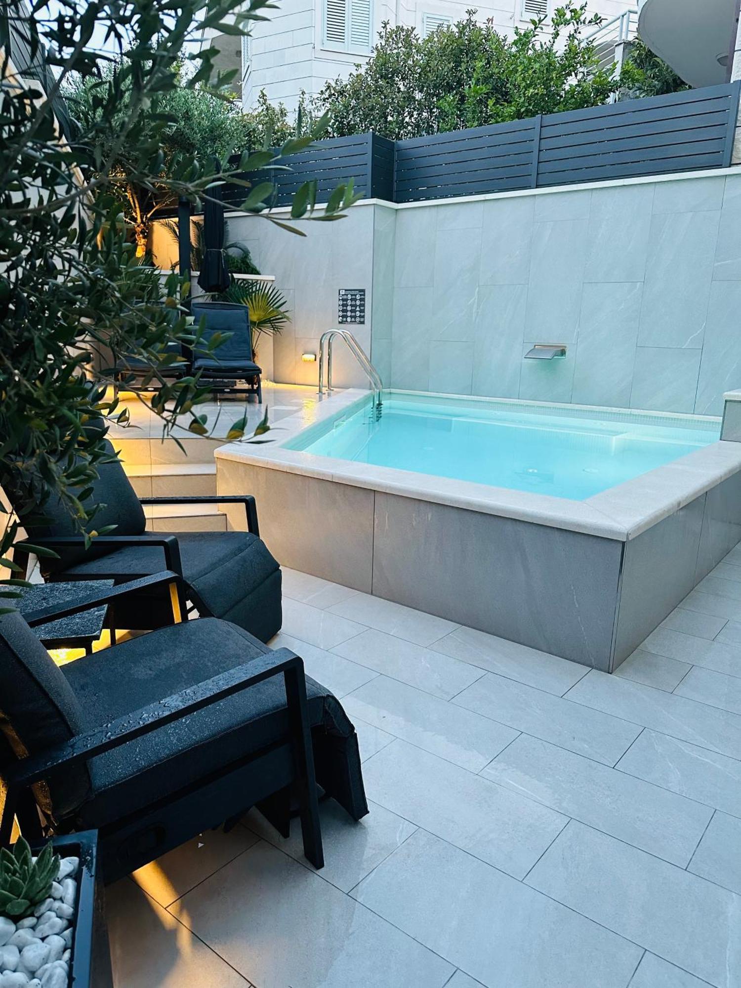 Apartment One B With Heated Private Pool Dubrovnik Exterior photo